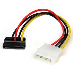 342766 Cable de Energía SATA, Convierte una conexiónde alimentación Mólex de 4 pines a una de 15 pines SATA.